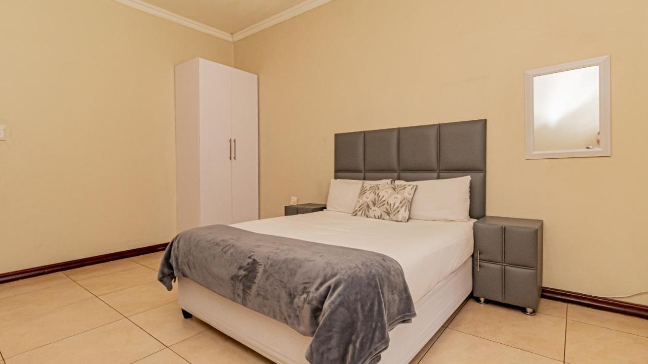 See You There Accommodation 1 Centurion Eksteriør bilde