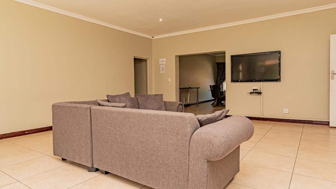 See You There Accommodation 1 Centurion Eksteriør bilde